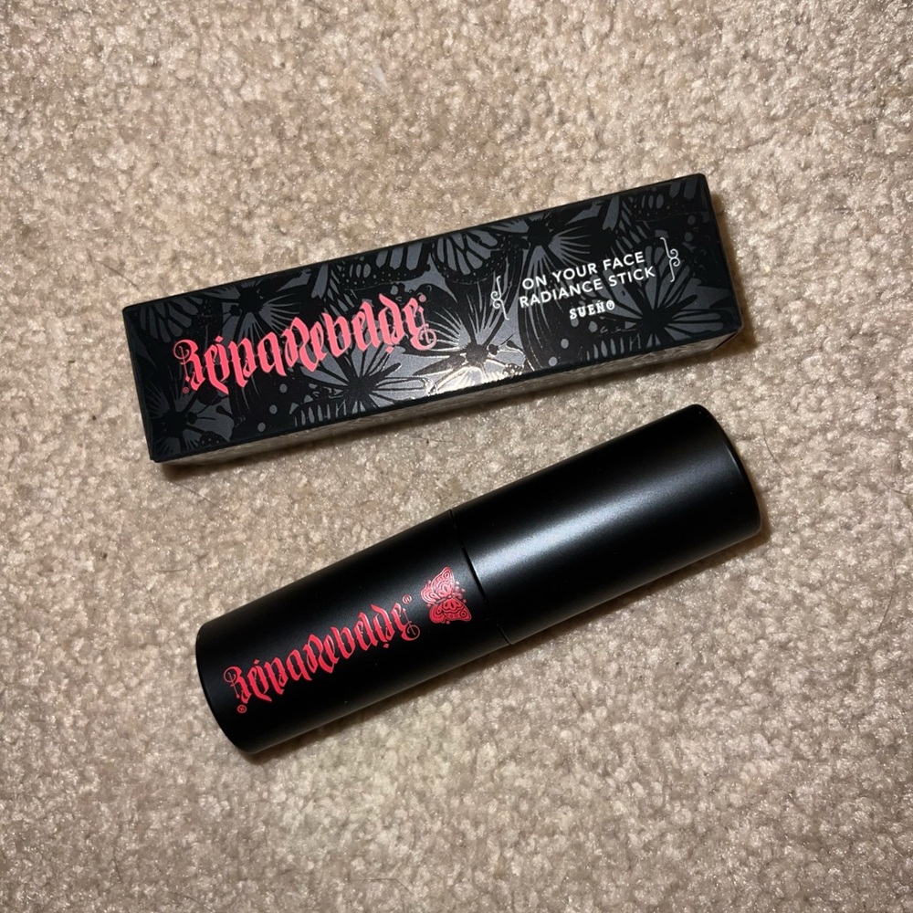Reina Rebelde On Your Face Radiance Stick